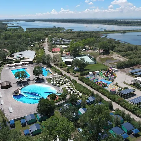Club Del Sole Spina Family Collection 4*