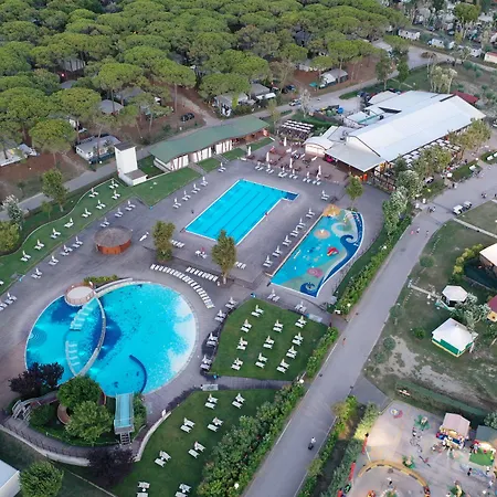 Club Del Sole Spina Family Collection 4*