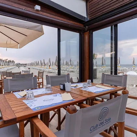 Club Del Sole Spina Family Collection 4*