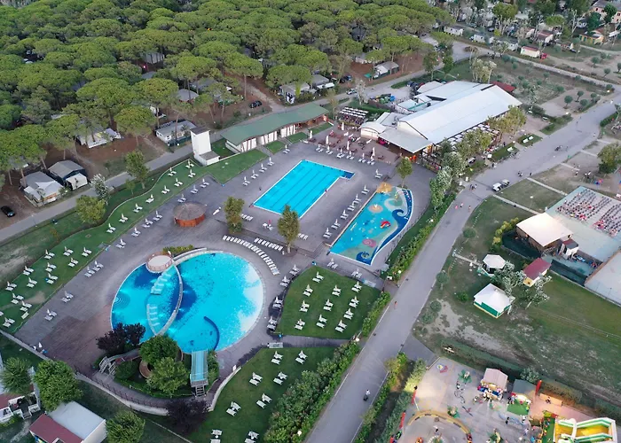 Club Del Sole Spina Family Collection 4*