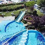 Club Del Sole Spina Family Collection 4*