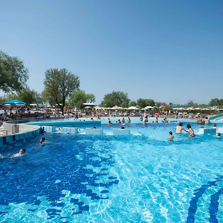 Club Del Sole Spina Family Collection 4* Лидо-ди-Спина