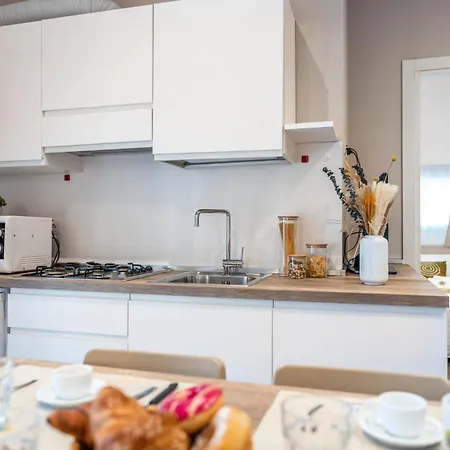 Club Del Sole Spina Family Collection