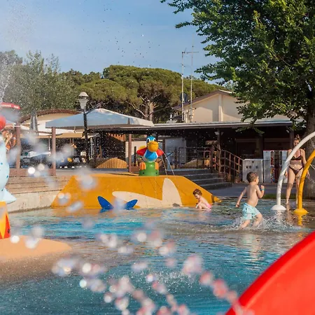 ホリデーパーク Club Del Sole Spina Family Collection