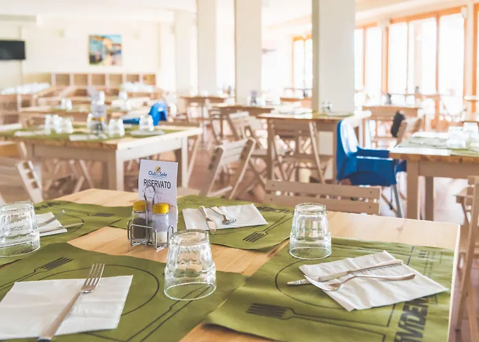 Club Del Sole Spina Family Collection